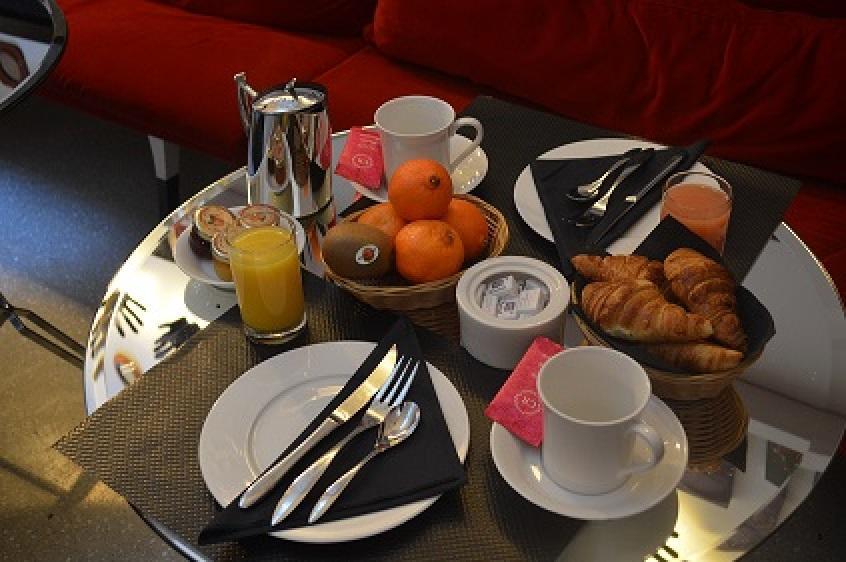 Hôtel du Triangle d'Or Paris Ngoại thất bức ảnh